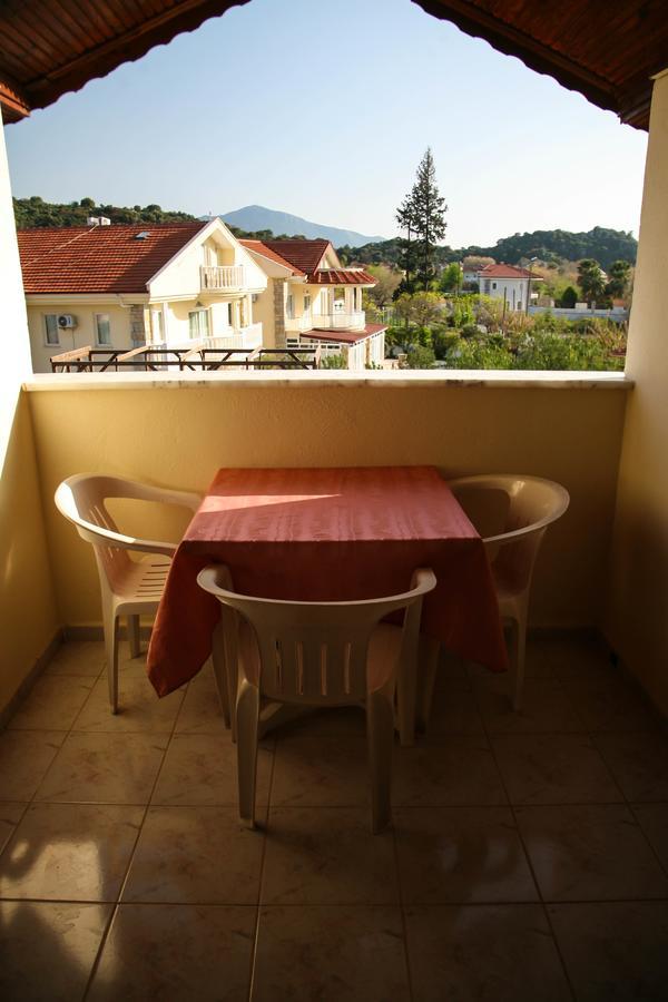 Erasmus Apart Hotel ดาลยัน ภายนอก รูปภาพ