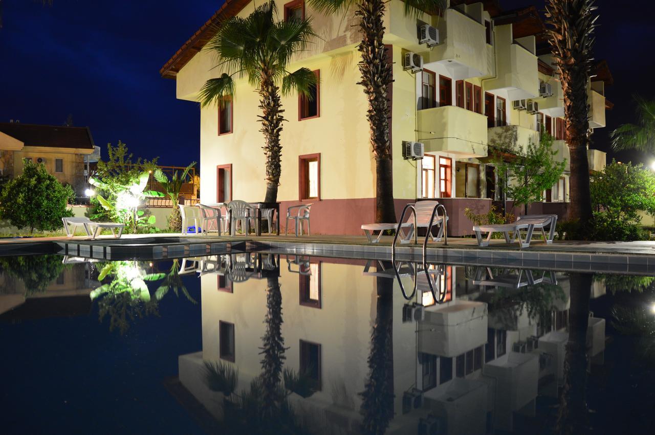 Erasmus Apart Hotel ดาลยัน ภายนอก รูปภาพ